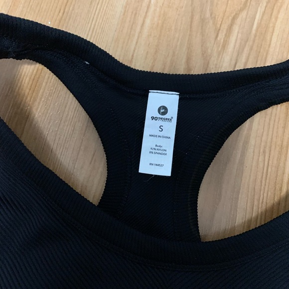 90 degree sports bra - Picture 3 of 3
